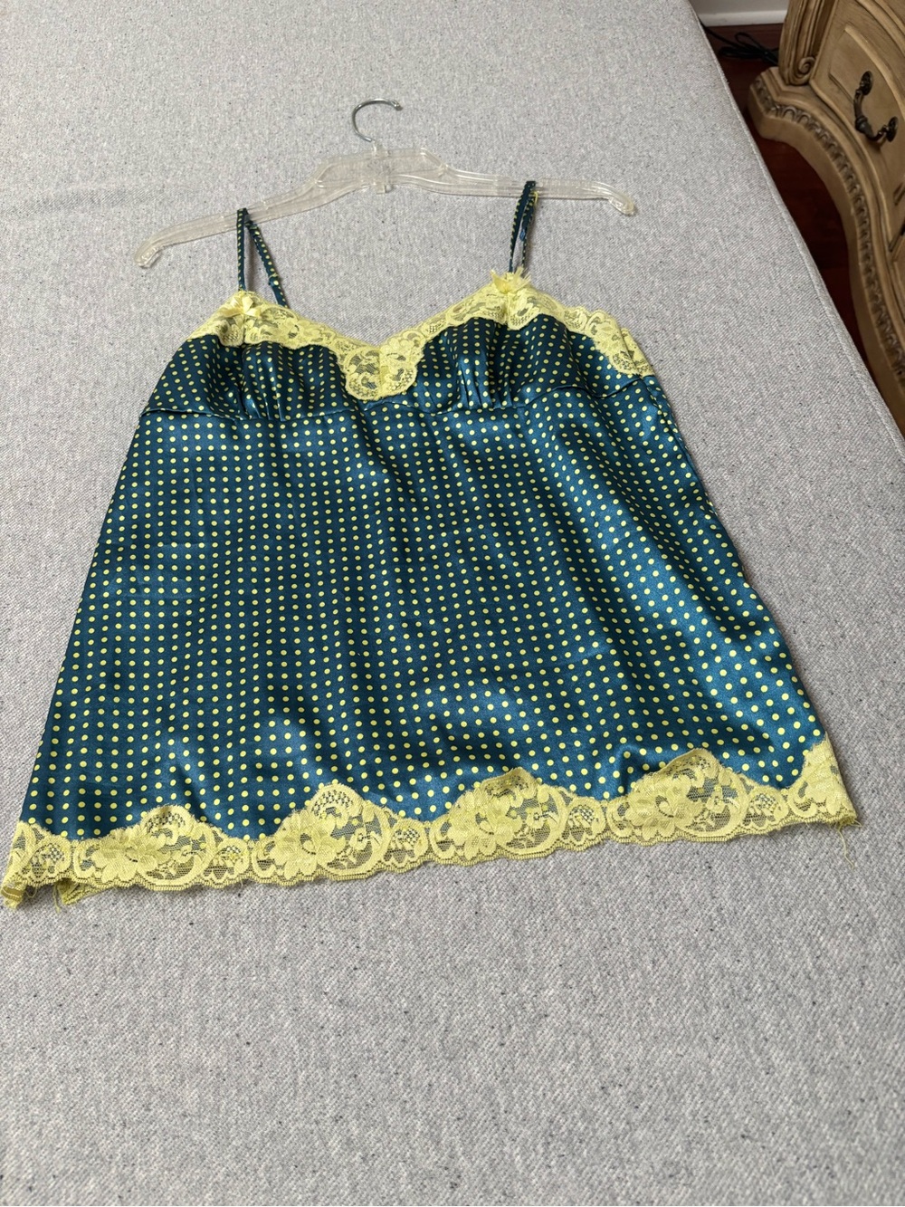 52 Weekends Teal Satin Polka Dot Camisole with Yellow Lace Medium size new blous